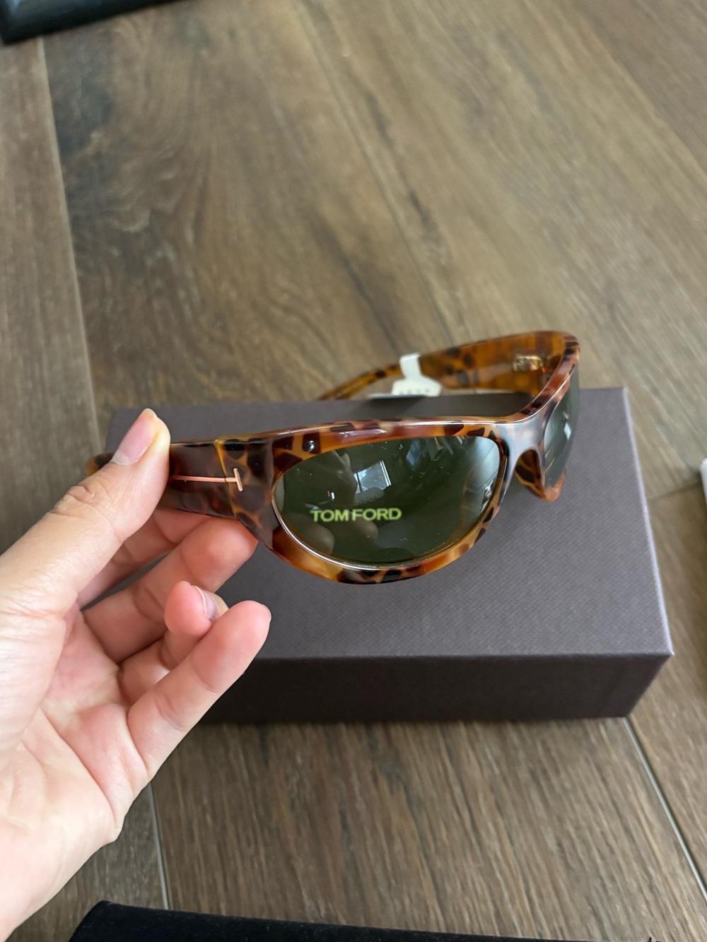 tom ford cat-eye wrap around/shield havana brown sunglasses with green lenses